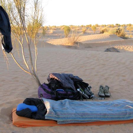 Grand Sud, La Maison De Sable Douz Bagian luar foto